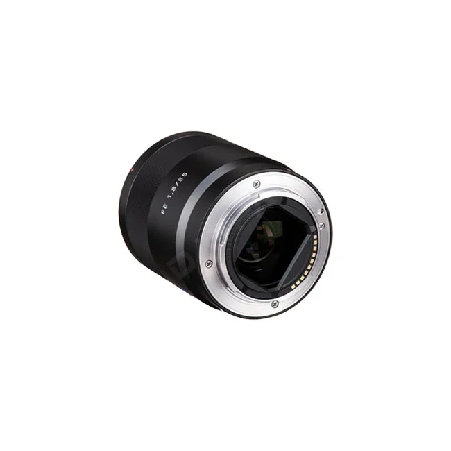 Sony FE 55mm F1.8 ZA 鏡頭接環與金屬接點細節