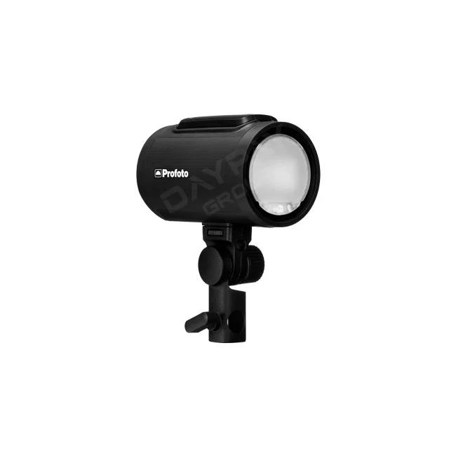 Profoto A2 離機閃光燈側邊特寫，展示圓形燈頭與燈架轉接座，提供專業器材出租與相機租賃服務 - 日付租賃 DAYPAY RENTAL