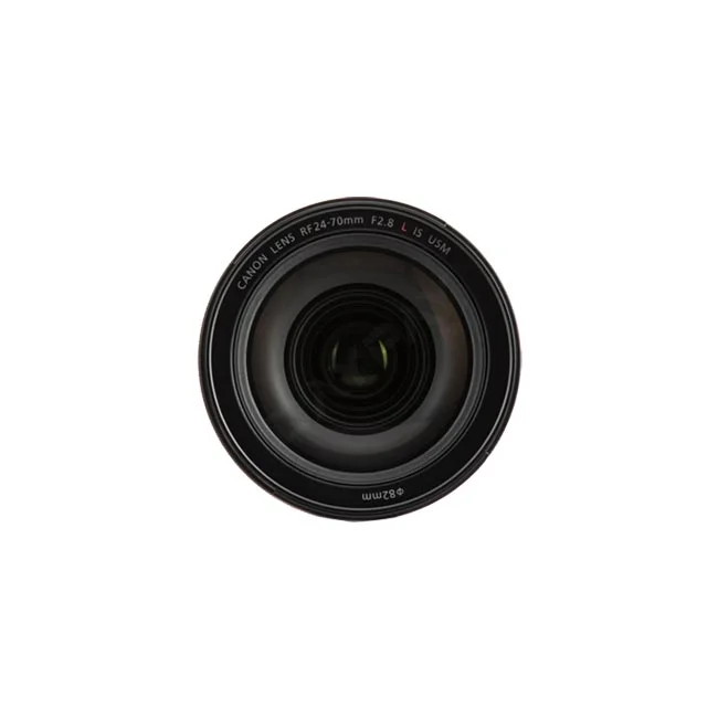 Canon RF24-70mm F2.8L IS USM 鏡頭正面視角，清晰展示 82mm 濾鏡口徑與鏡片鍍膜細節，由日付租賃 DAYPAY RENTAL 提供相機出租與器材租賃服務。