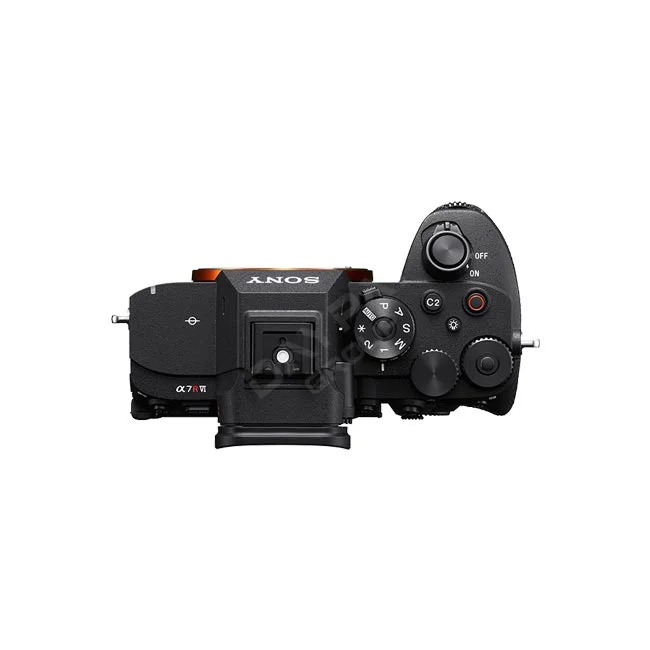 Sony A7R6 相機機頂按鈕與轉盤配置視角，提供優質的相機出租與相機租賃服務 - 日付租賃 DAYPAY RENTAL