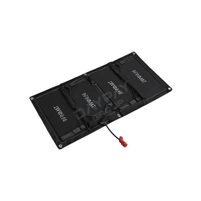 Aputure INFINIMAT 2x4 燈板本體背面與連接線設計