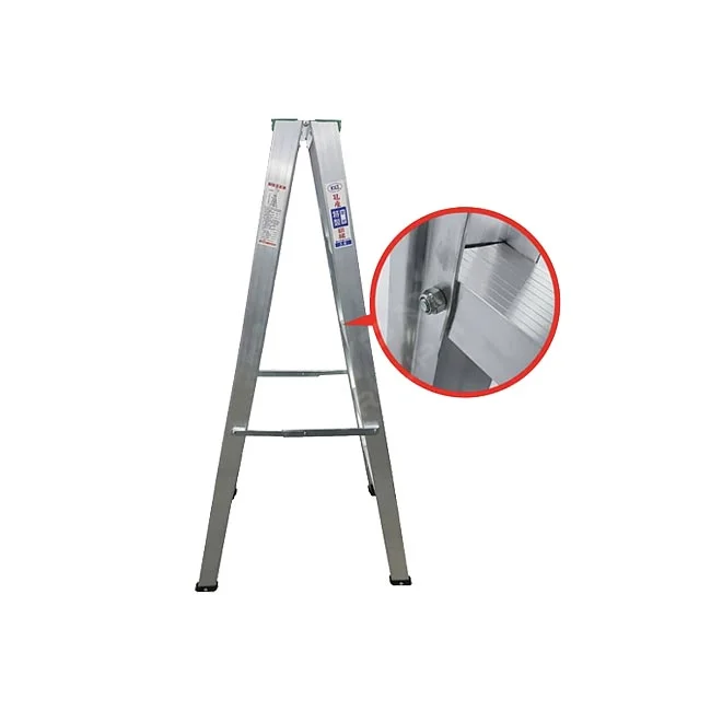 K&T 6-Foot Aluminum Stepladder 鋁合金A字梯側邊結構與局部放大圖